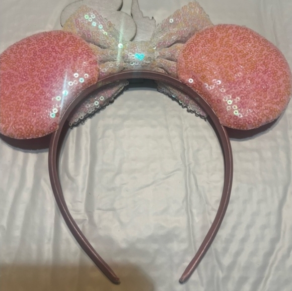 Sequin Minnie Mouse Ears - Picture 3 of 3